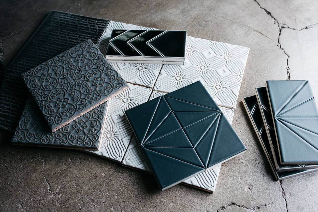 display tile arrangement   Pratt + Larson   