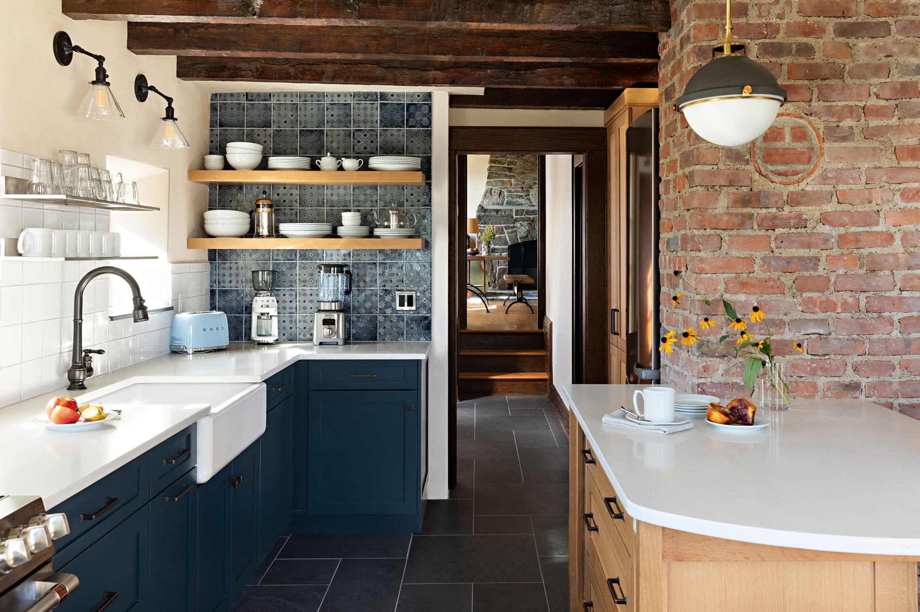 Embossed Backsplash   Pratt + Larson   