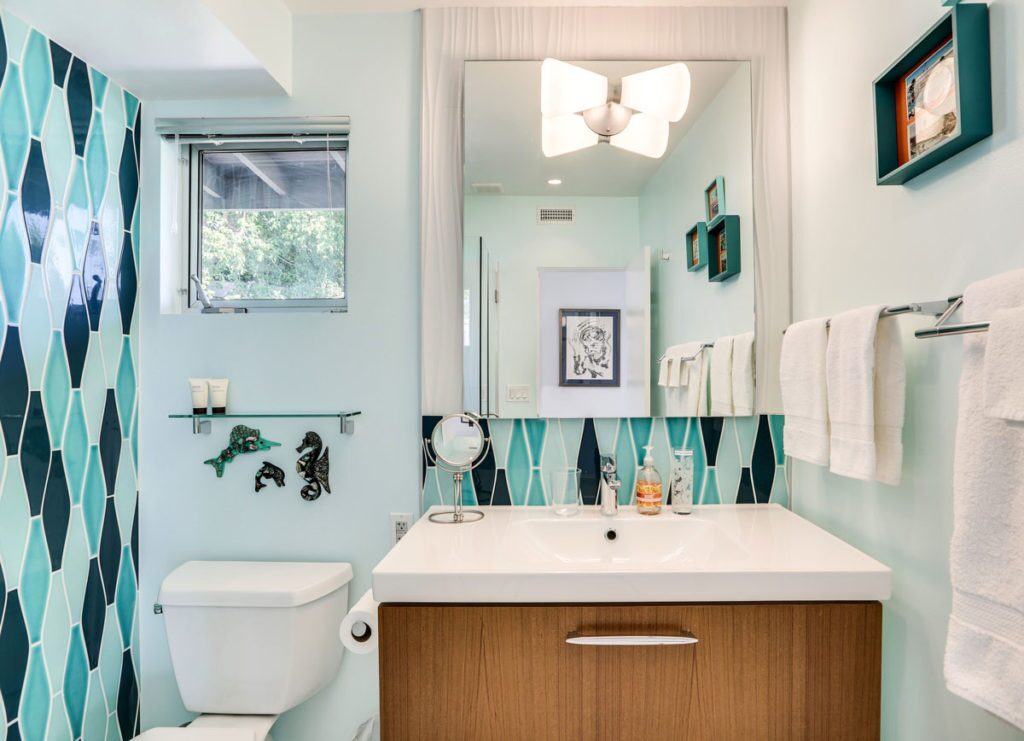 Pratt Larson Plumeria Sands Shower 1   Pratt + Larson   