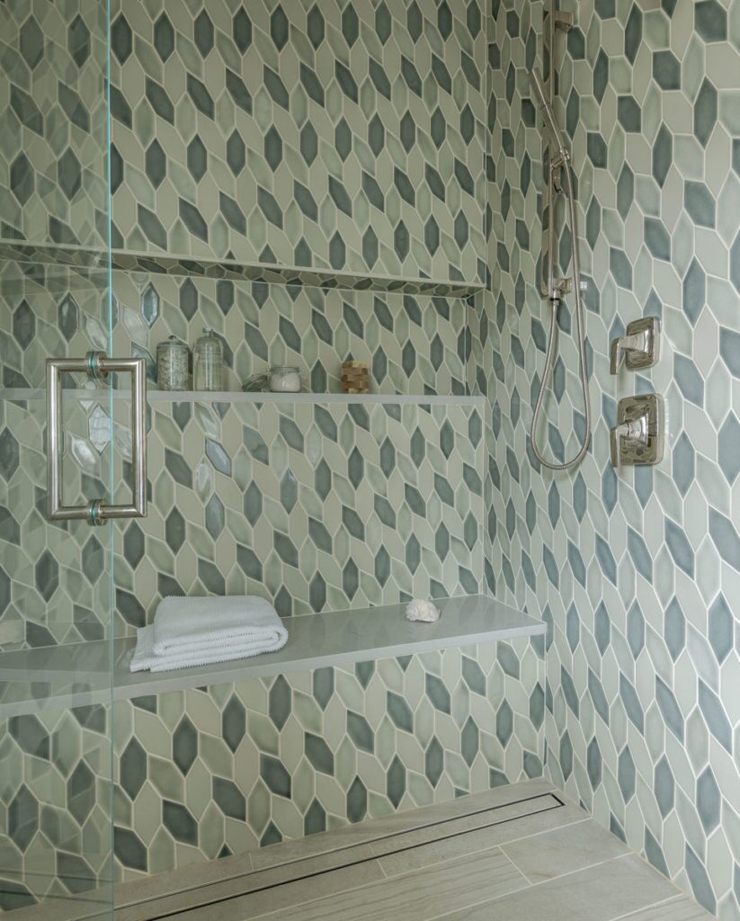 Pratt Larson Small Picket Shower 4   Pratt + Larson   