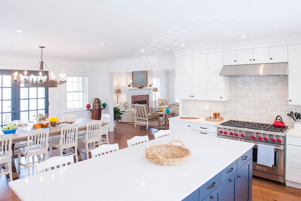 Pratt and Larson Tile Nantucket Scraffito Pattern A kitchen backsplash 1087