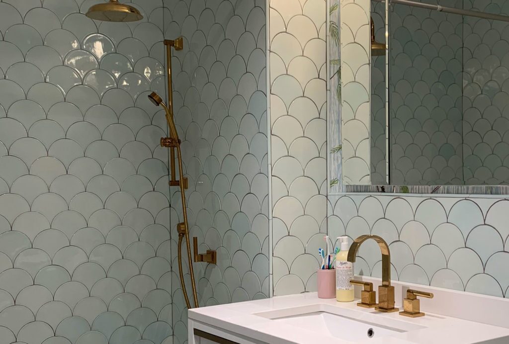 Pratt and Larson Tile R44 Fan Bath 4   Pratt + Larson   