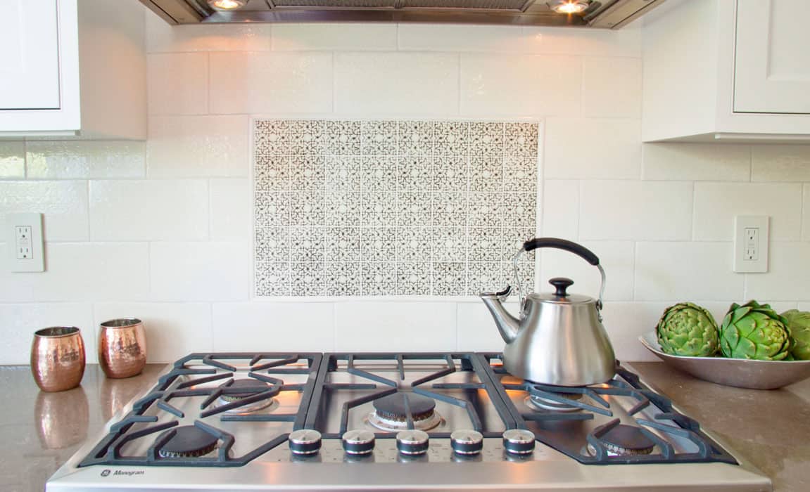 Pratt-and-Larson-Tile-Scraffito-Kitchen1
