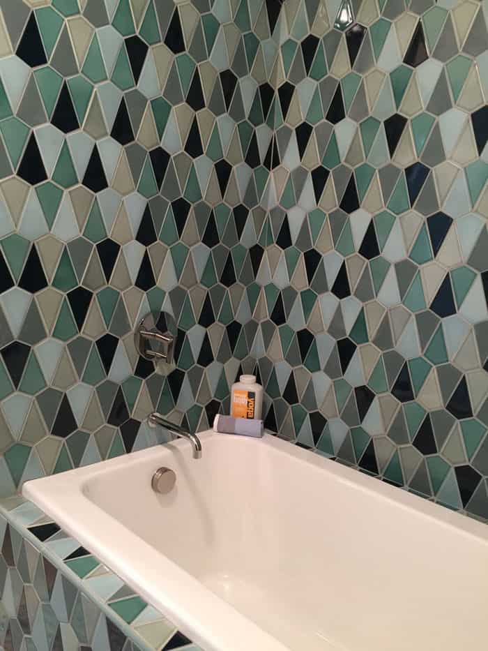 Pratt and Larson Tile facet bathroom 2   Pratt + Larson   