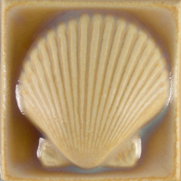 Pratt and Larson Tile 2×2 Scallop C204   Pratt + Larson   