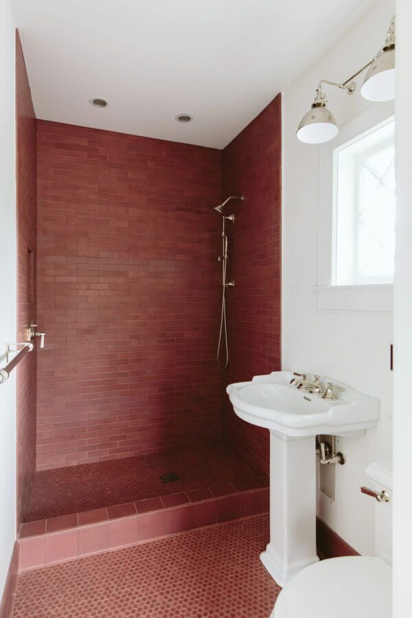 Emily Henderson Farmhouse Update Guest Bath 1   Pratt + Larson   