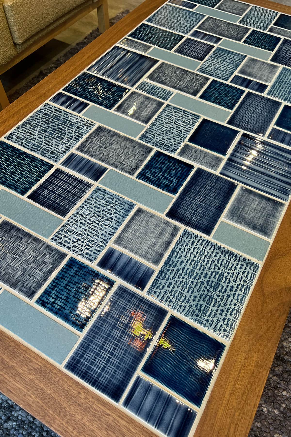 alameda-table-blue-vert