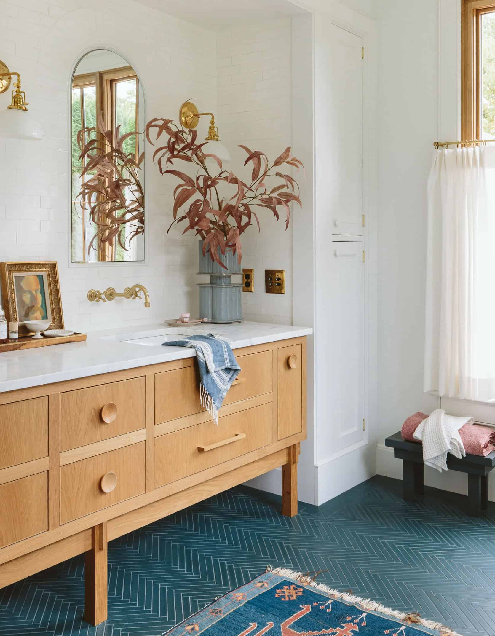 Emily Henderson Farmhouse - Pratt + Larson