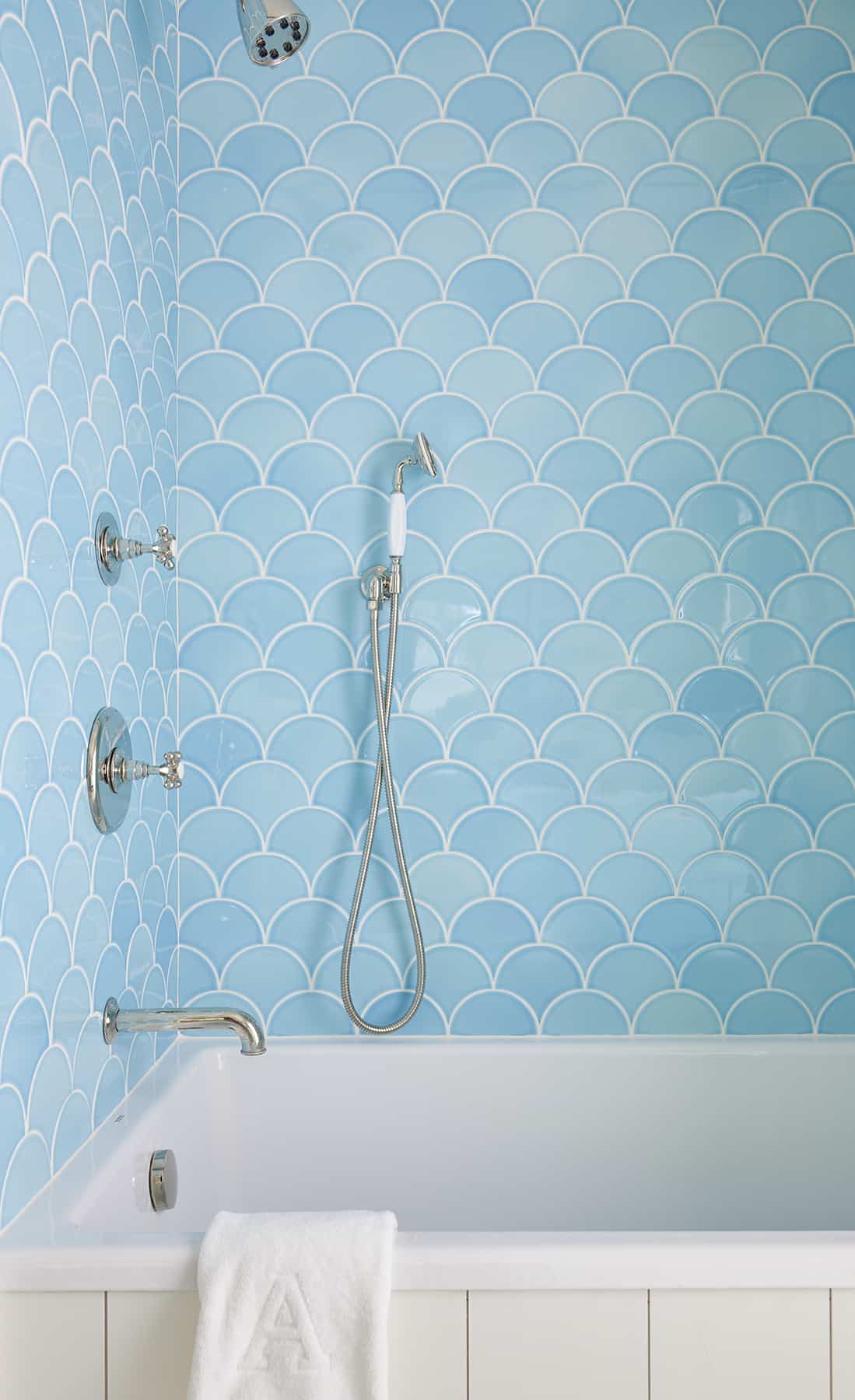 Connecticut Mosaic Hex Bath   Pratt + Larson   