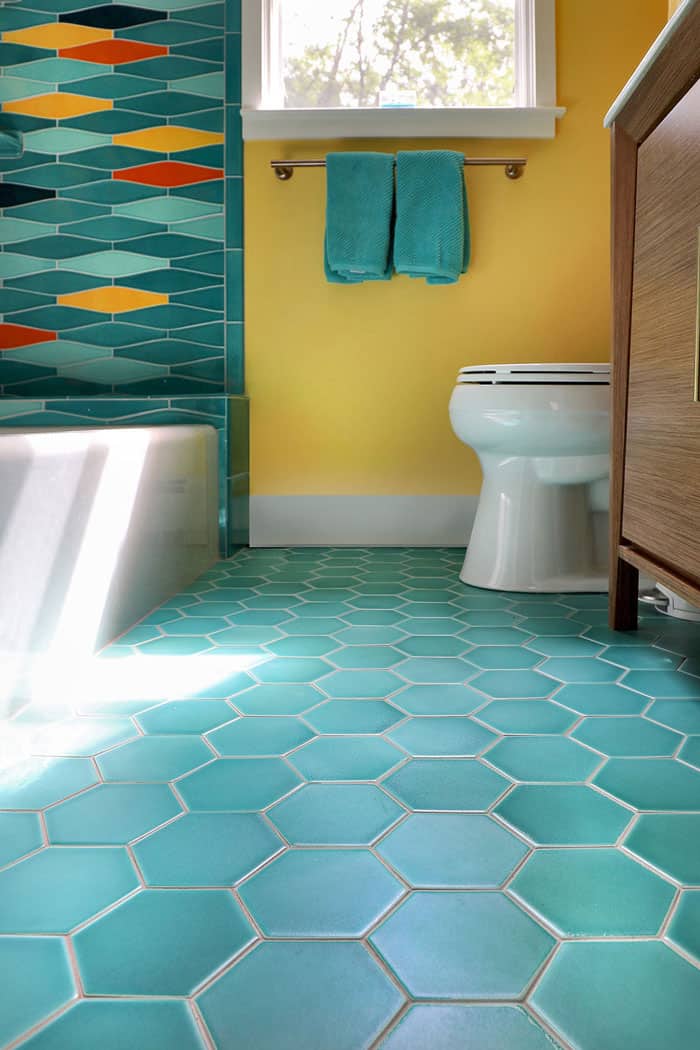 Cape Cod Beach Bath   Pratt + Larson   