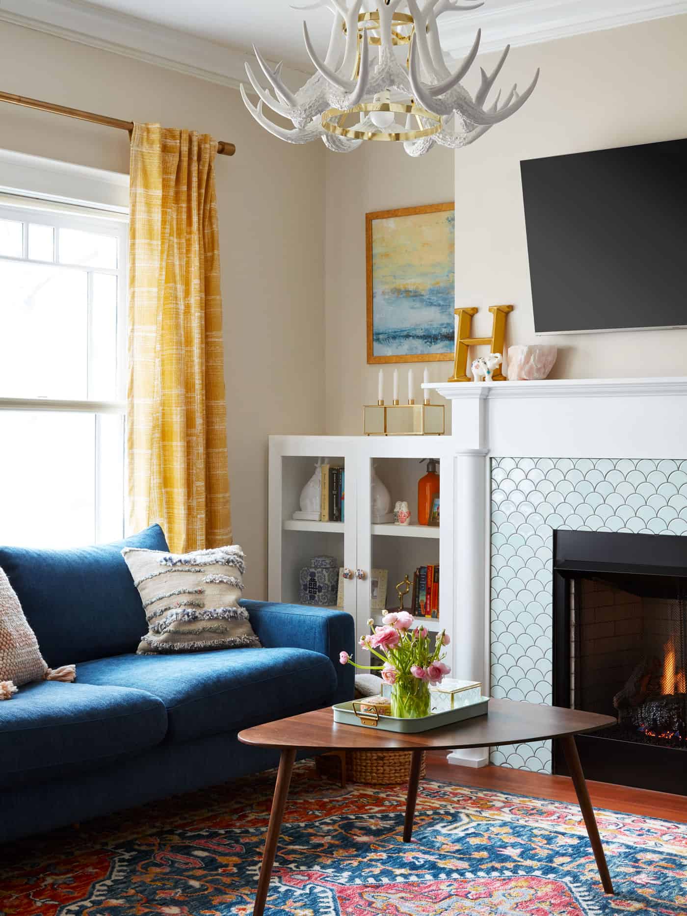 Small Fan Fireplace   Pratt + Larson   