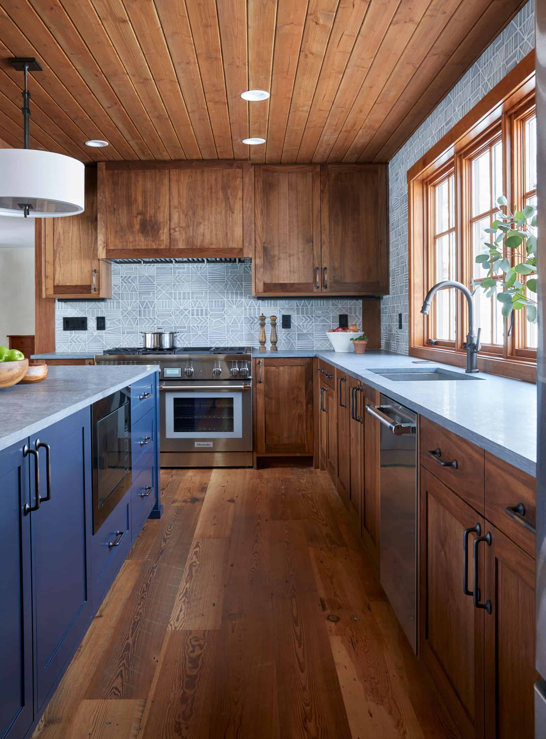 InLine Kitchen   Pratt + Larson   