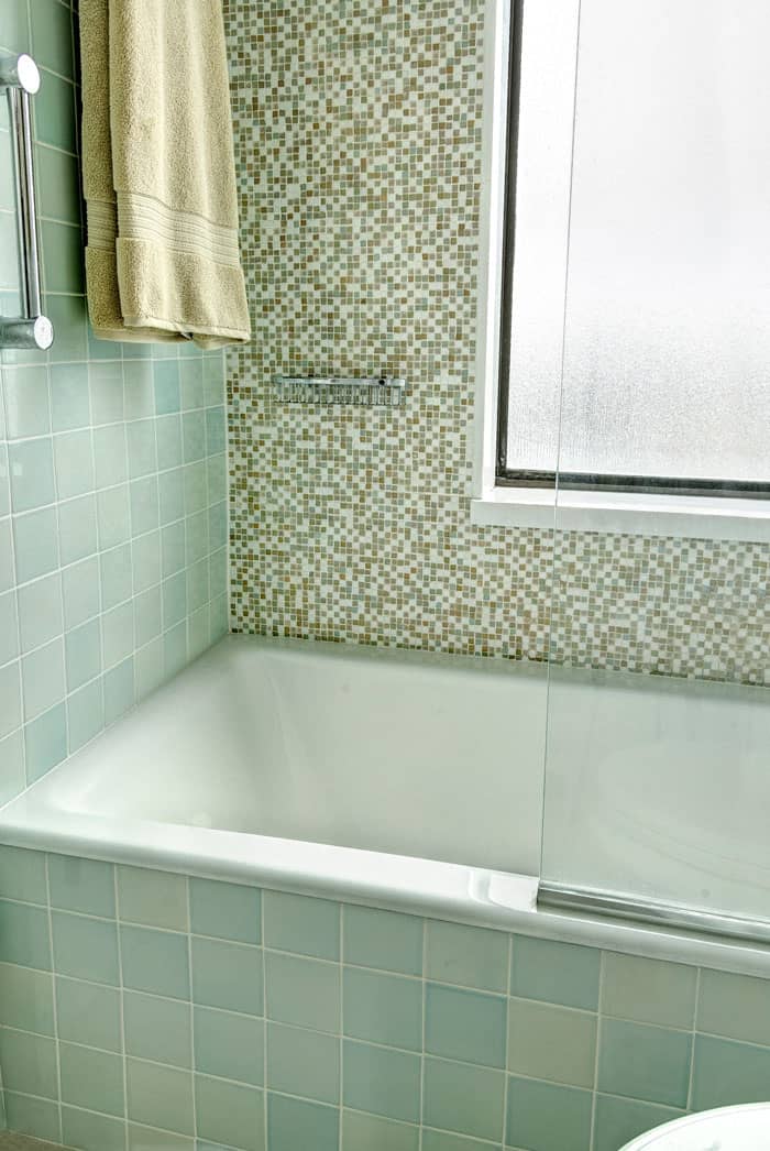 C29 Bath   Pratt + Larson