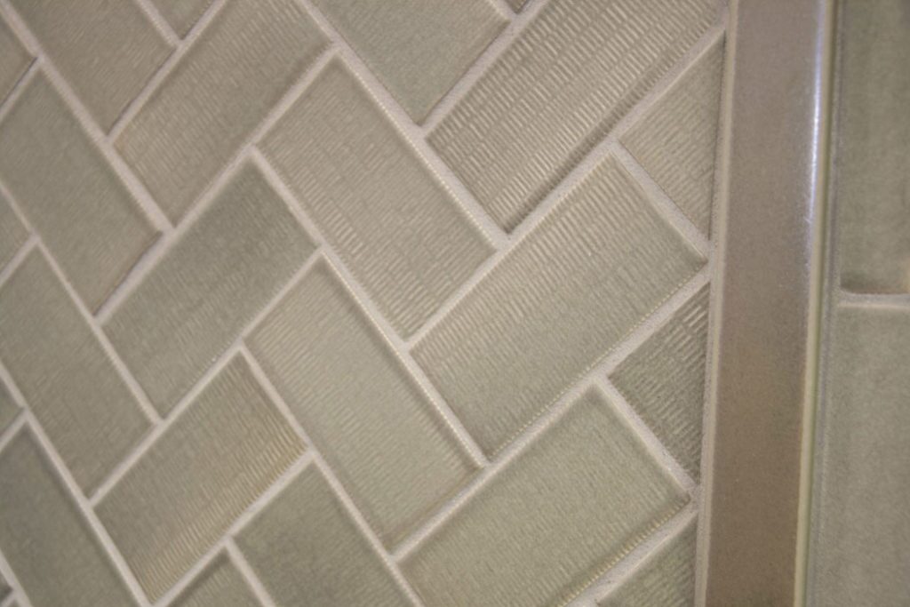 Pratt and Larson Tile texture backsplash2   Pratt + Larson   