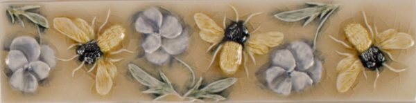Pratt and Larson Tile 2×8 Bee WW70   Pratt + Larson   