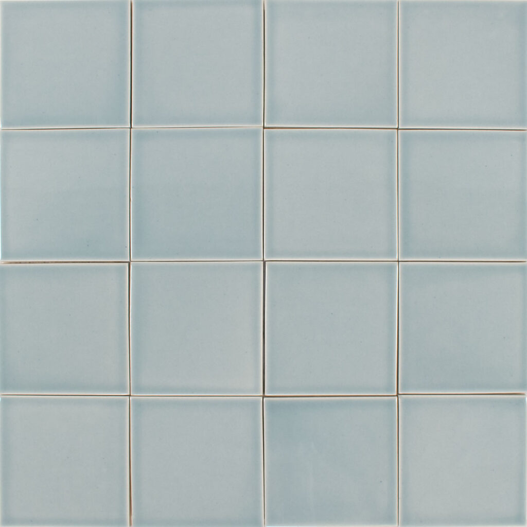 R220 - Pratt + Larson